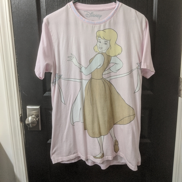 Cakeworthy cinderella shirt Clearance